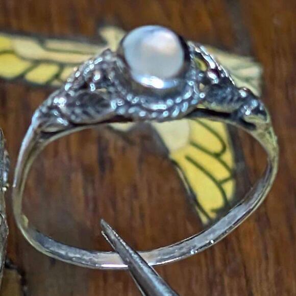 Lot of 925 Silver & Mother of Pearl Pendant Necklace 18" & pearl ring size 5.25 - Picture 5 of 9